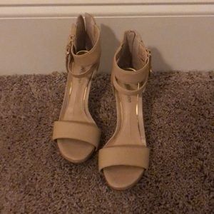 Gianni Bini - Tan Heels